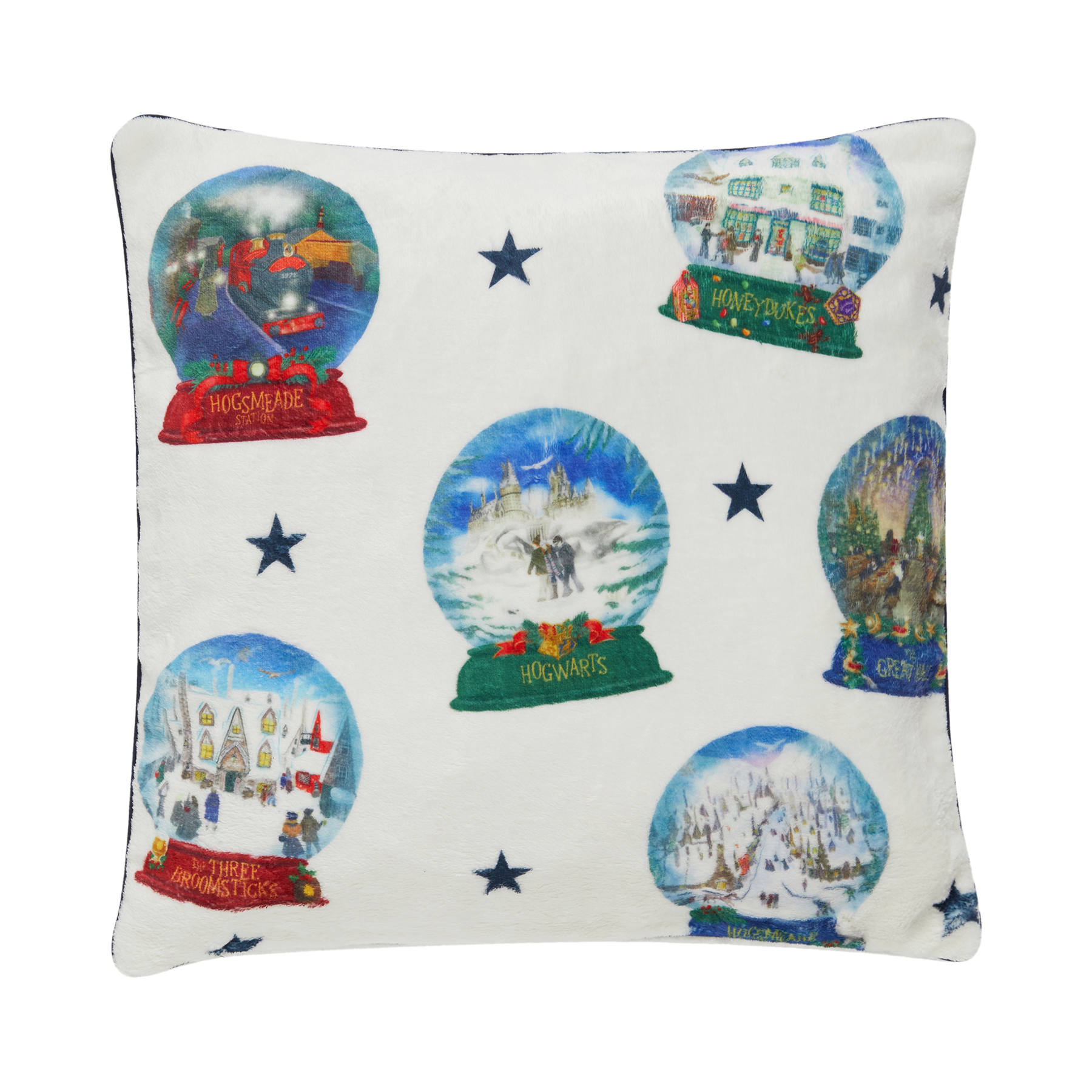 Hogwarts in the Snow Cushion Cover