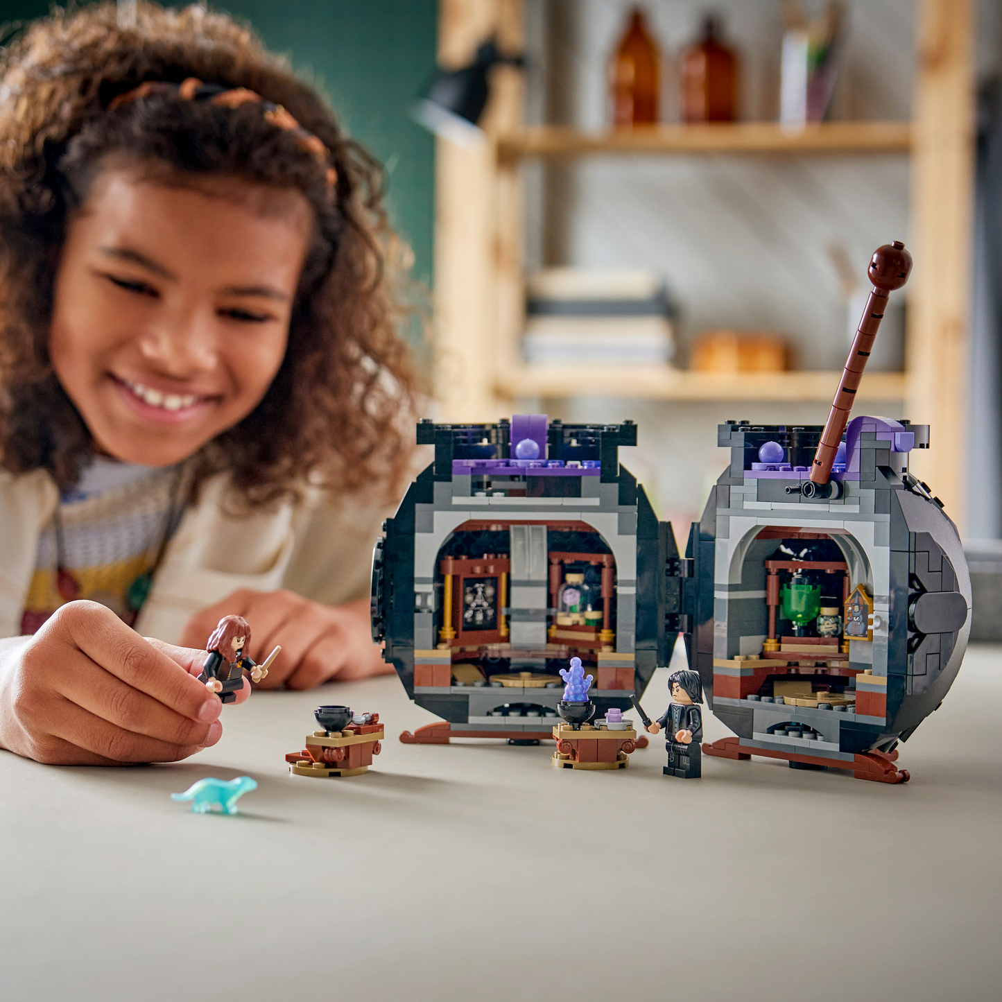 Cauldron - Secret Potions Classroom LEGO