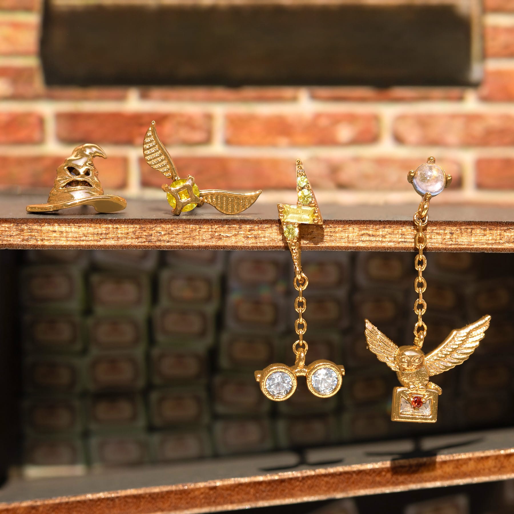 Girls Crew Back to Hogwarts Earring Set